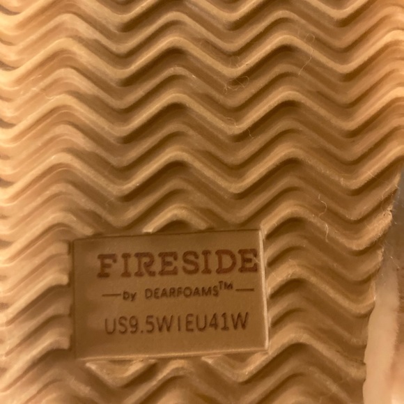 Fireside Tan White Sheepskin Leather Winter Slippers size 9.5 - Picture 13 of 15